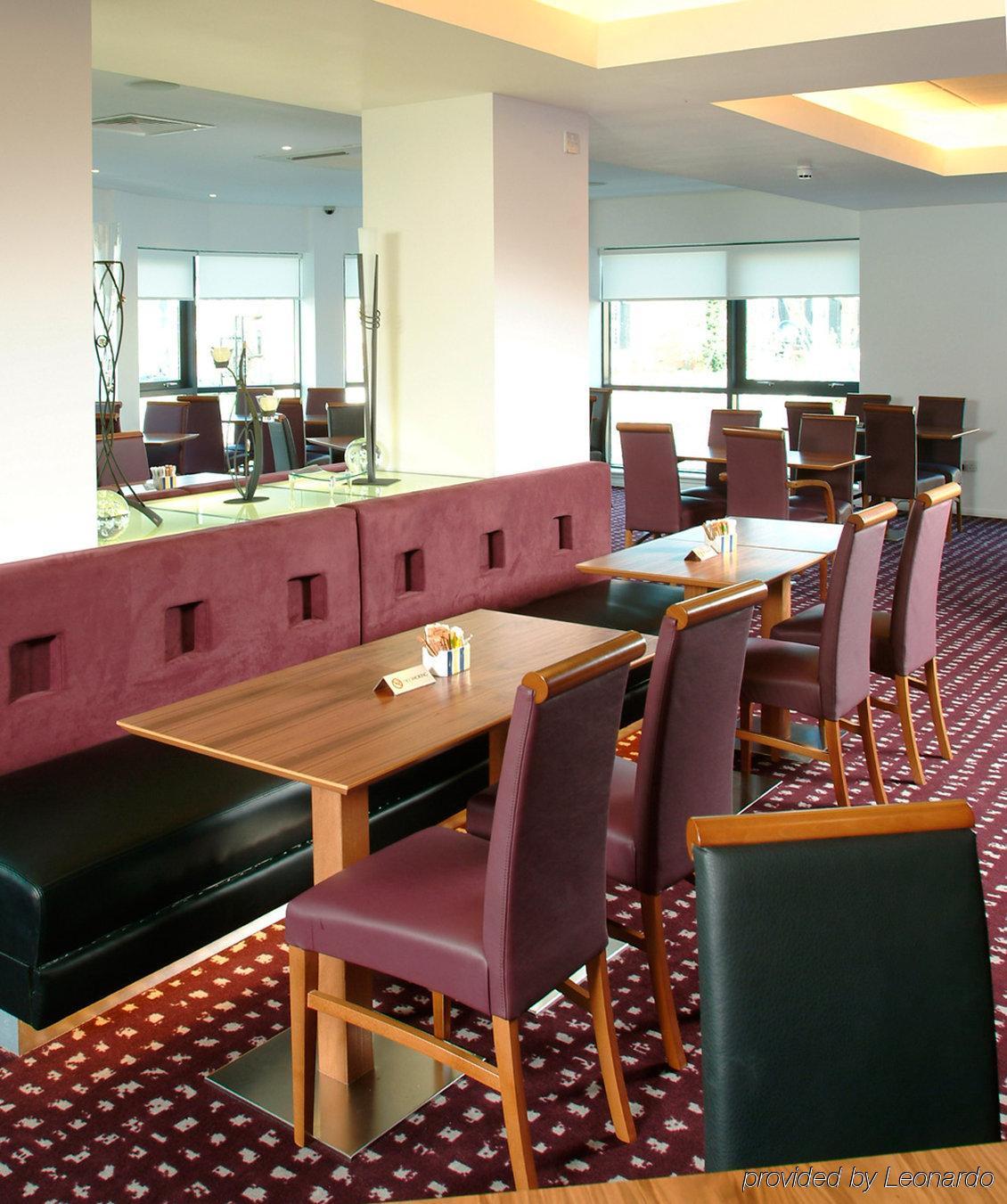 Holiday Inn Express Hemel Hempstead By Ihg Εξωτερικό φωτογραφία